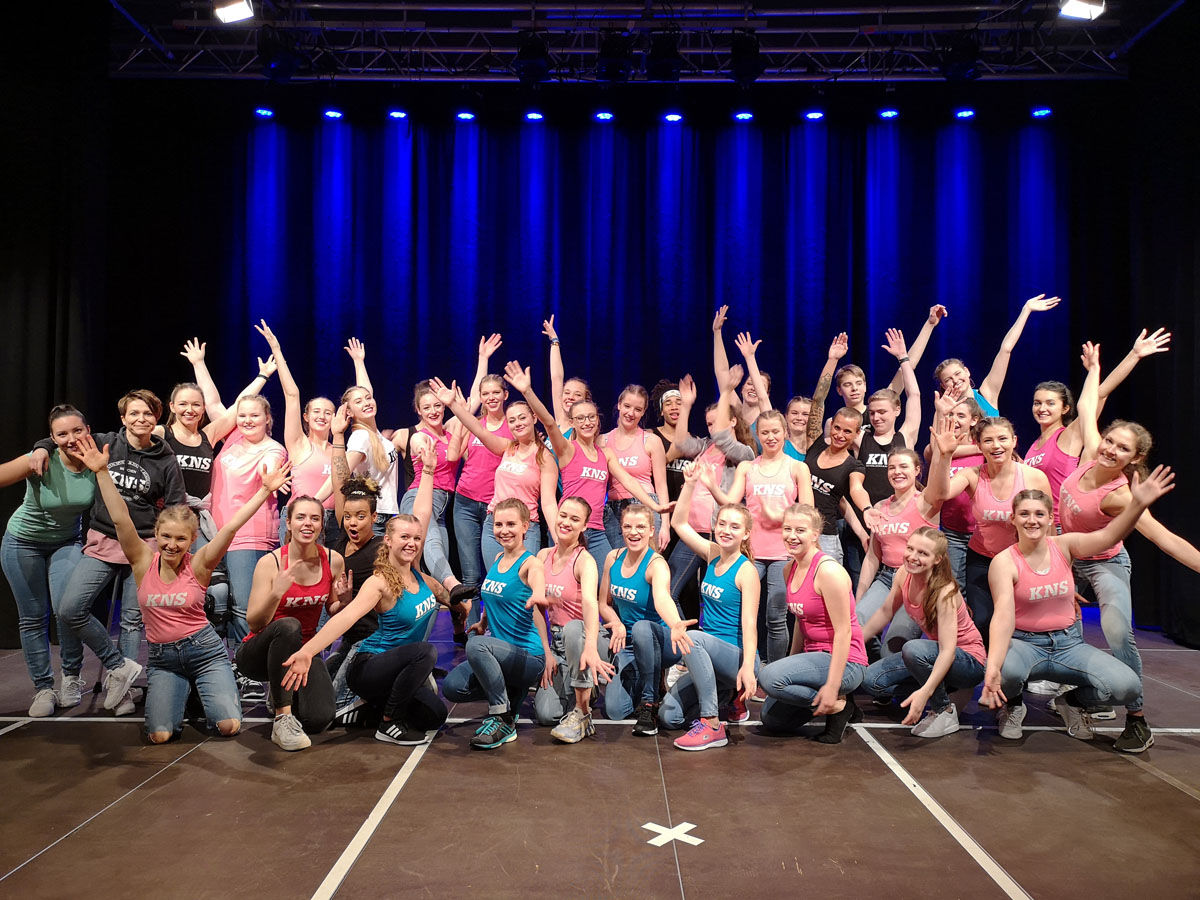 kns_on_stage_2020_02