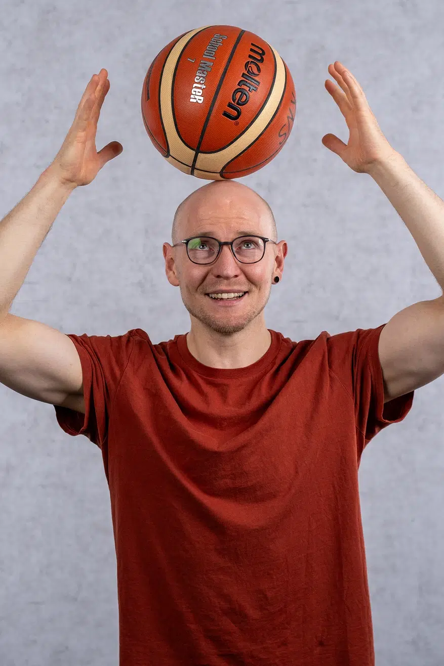 Johannes Böhringer Gymnasiallehrer für Mathematik und Sport, Zirkusartist, Fächer: Sport, Turnen KNS