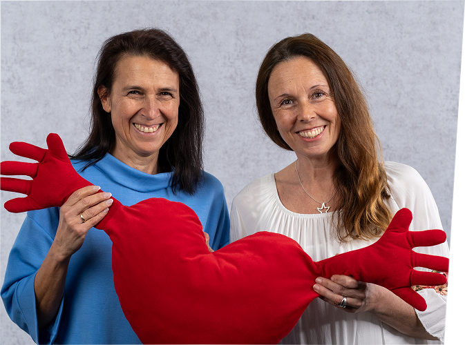 Dozenten-Team der KNS Berufsfachschule München - Margit und Gabi Foto 2